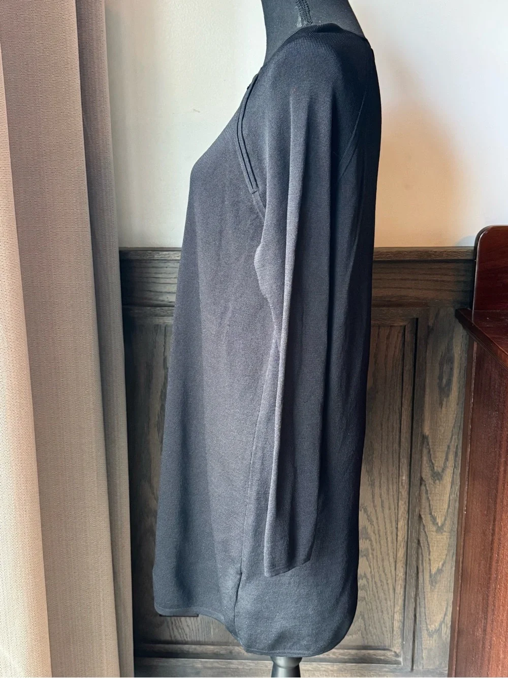 Banana Republic Classic Black Long-Sleeve Knit Dress medium - Picture 3 of 7